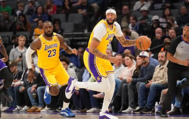 缝缝补补又一年？湖人或在交易截止日前按兵不动